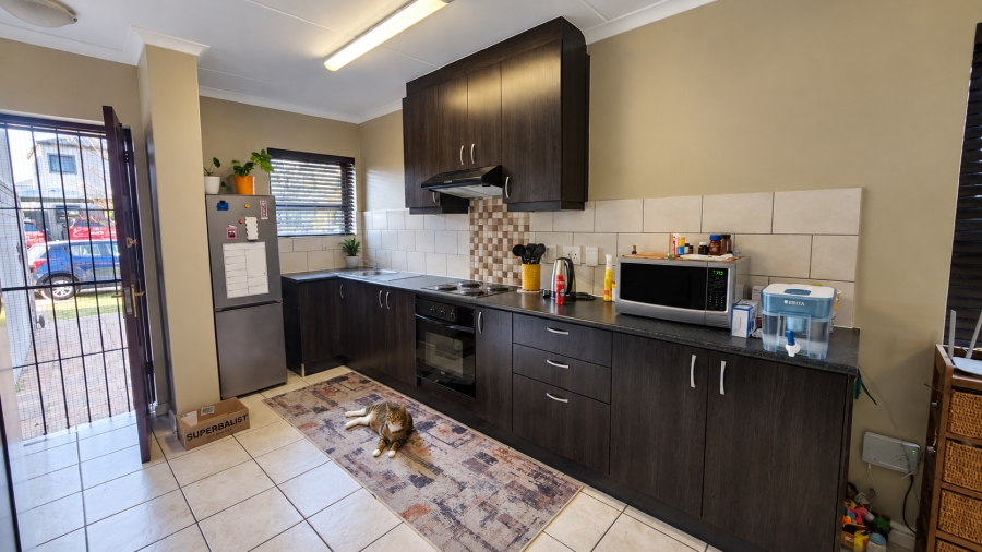 3 Bedroom Property for Sale in Protea Heights Western Cape